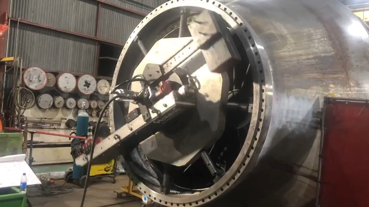 BLJ In-Situ Solutions Mirage 2000i Flange Facer onsite flange machining